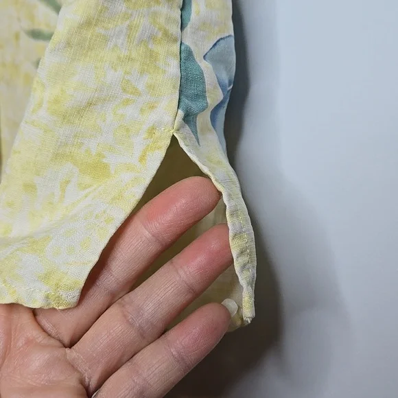 Vintage Tommy Bahama Floral Button-Up Blouse Size L - Picture 3 of 9